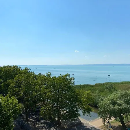 Club 218 Premium Wellness Apartman Siófok